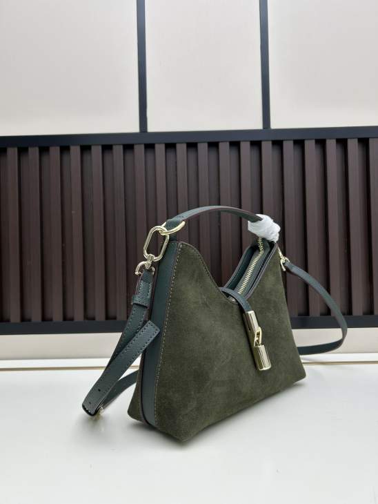Picture of Furla Handbags _SKUfw218532388fw